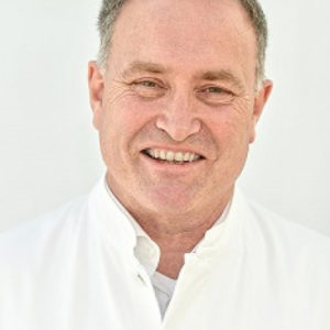 Dr. Armin Schwarzbach