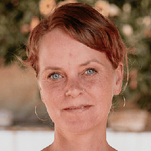 Dr. Nadine Webering