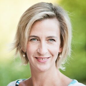 Dr. Szilvia Csanyi-Grafelmann