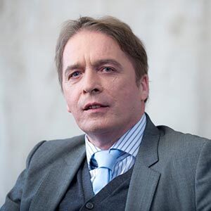 Dr. Hans Ulrich Grimm