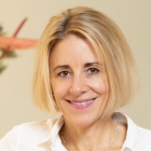 Dr. Valerie Arrowsmith